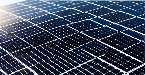 Panneau solaire photovoltaïque : la clé pour réduire vos factures en 2025